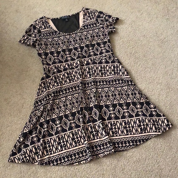 Forever 21+ Dresses & Skirts - Aztec patterned dress